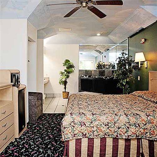 Crystal Inn 249 North Louetta Экстерьер фото